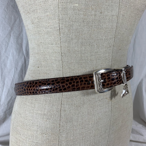 Vintage Brighton tan leather belt with golf motif size 34 Large USA